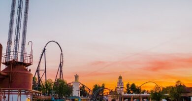 Parque warner madrid in the sunset