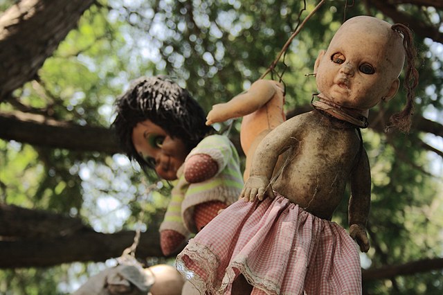 The Island Of The Dolls